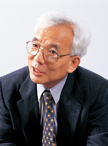 真鍋 淑郎(まなべ しゅくろう)氏