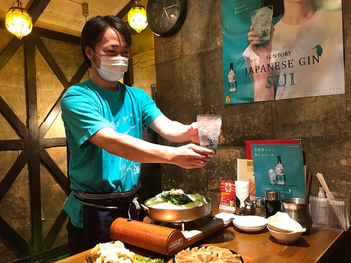 2020年10月から「翠」を扱う、博多餃子舎603渋谷店(東京・渋谷)。「1人で2~3杯飲んでいくお客さんもいる」(同店)という