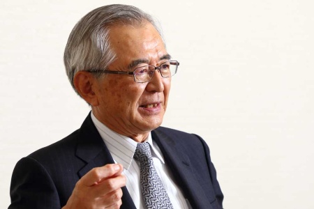 「世界に打って出る」日立、給与を変えないと無理だった