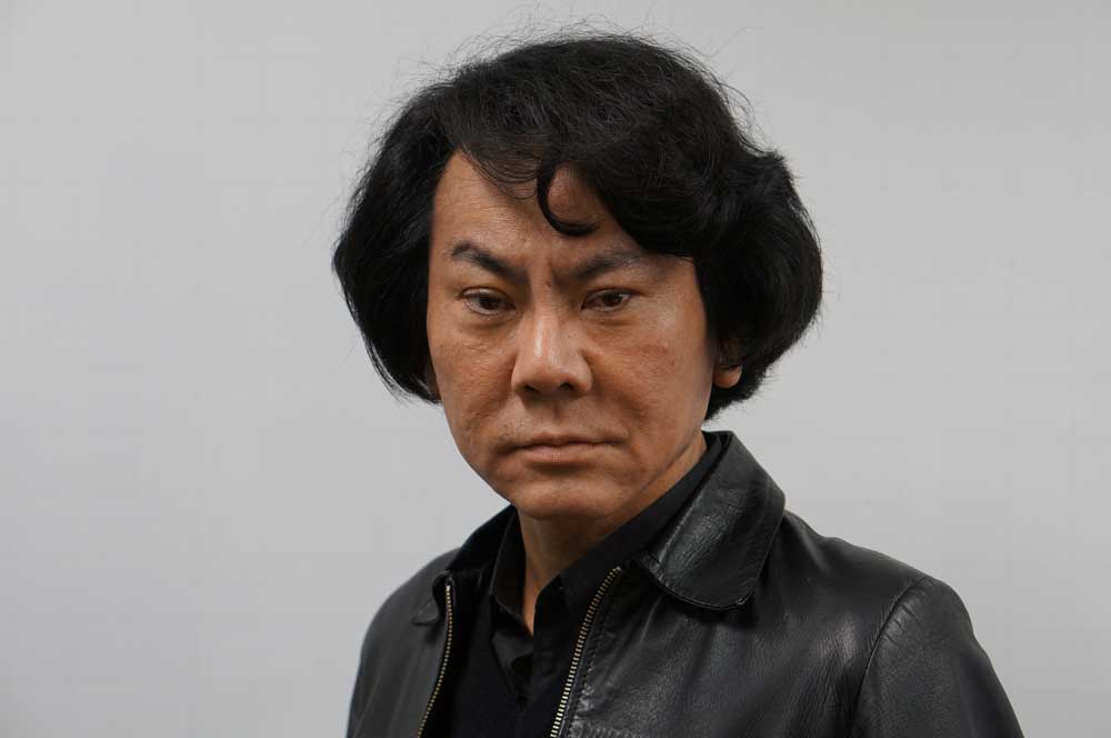 「人間はロボットに進化する」と語る大阪大学の石黒浩教授