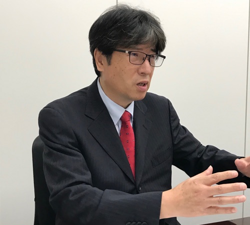 光産業創成大学院大学特任教授の宇佐美健一氏