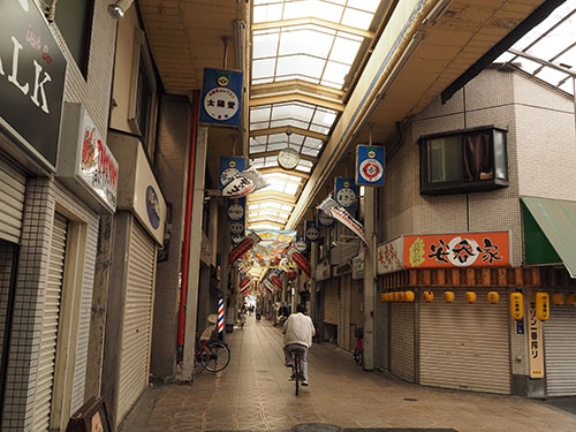大阪 西成を買い占める謎の中国人 日経ビジネス電子版 大阪 西成を買い占める謎の中国人 日経ビジネス電子版