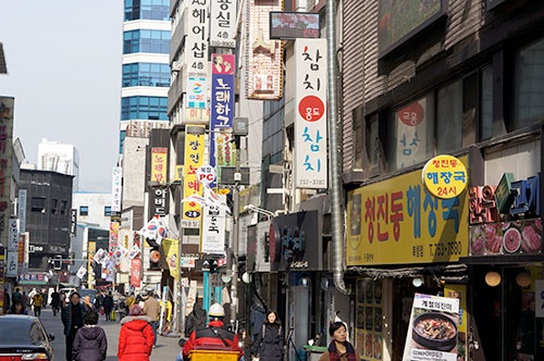 本国である韓国経済の低迷もサムスンには逆風となる(ソウル市内)