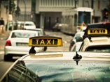 ライドシェアとは？　タクシー業界を揺るがすシェアリングエコノミー