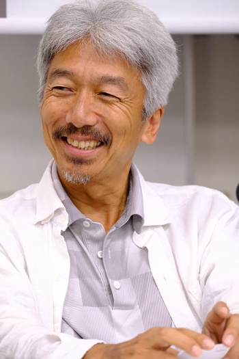 (著者近影 © naonori kohira)