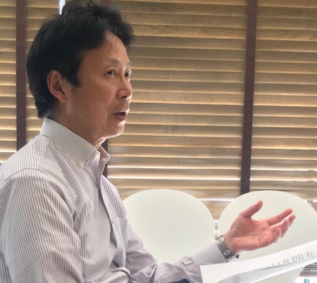 「自律神経の整え方を知れば、パフォーマンスは確実に向上します」小林弘幸(こばやし・ひろゆき)氏 順天堂大学医学部教授1960年、埼玉県生まれ。1987年、順天堂大学医学部卒業。1992年、同大学大学院医学研究科修了。ロンドン大学付属英国王立小児病院外科、トリニティ大学付属医学研究センター、アイルランド国立小児病院外科での勤務を経て、順天堂大学小児外科講師・助教授を歴任。自律神経研究の第一人者として、数多くのプロスポーツ選手、アーティスト、文化人へのコンディショニング、パフォーマンス向上指導に関わる。