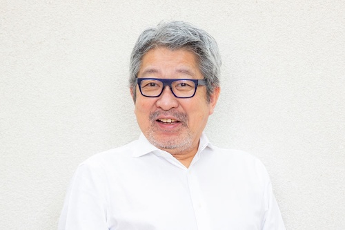 成毛 眞(なるけ・まこと)元日本マイクロソフト社長、HONZ代表1955年北海道生まれ。1986年マイクロソフト株式会社入社。1991年、同社代表取締役社長に就任。2000年に退社後、投資コンサルティング会社「インスパイア」を設立。現在は、書評サイトHONZ代表も務める。『amazon 世界最先端の戦略がわかる』(ダイヤモンド社)、『アフターコロナの生存戦略 不安定な情勢でも自由に遊び存分に稼ぐための新コンセプト』(KADOKAWA)、『バズる書き方 書く力が、人もお金も引き寄せる』(SB新書)など著書多数。