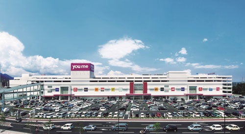 イズミは中国地方の有力スーパーで、セブン&アイ・ホールディングスと2018年に業務提携した