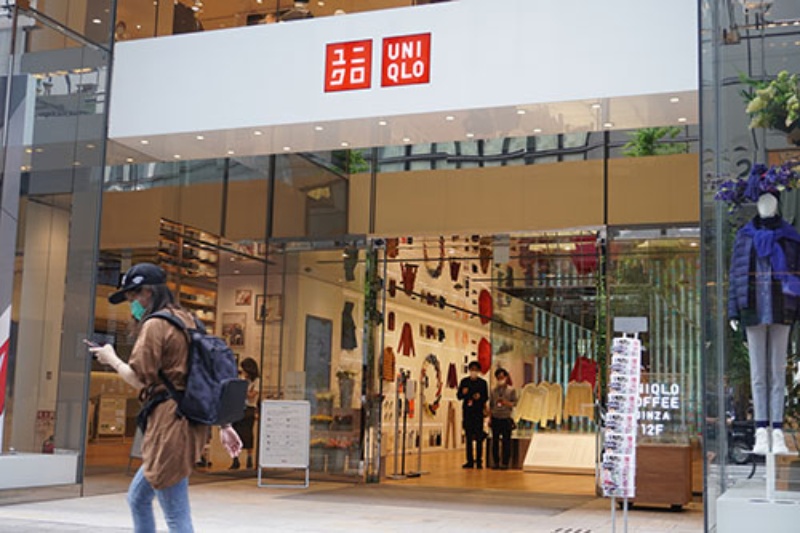 ユニクロ銀座店 売る から 体験 へ 実店舗の生きる道とは 日経ビジネス電子版 ユニクロ銀座店 売る から 体験 へ 実店舗の生きる道とは 日経ビジネス電子版