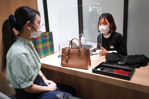 伊勢丹新宿店に不用品の買い取り窓口を設けた