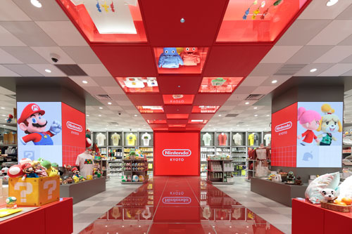 T8の7階にオープンした任天堂の直営グッズ店「Nintendo KYOTO」（写真：山本 尚侍）