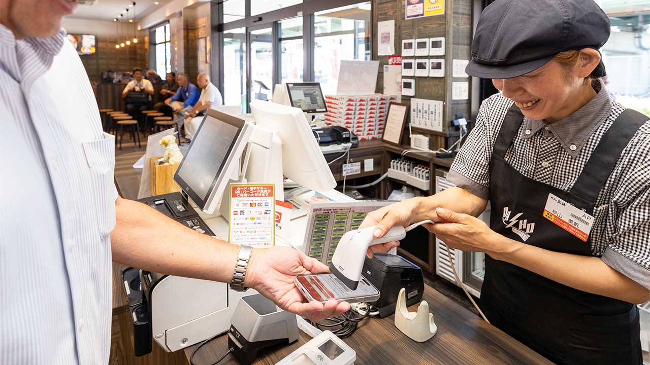 餃子の王将、10％割引「プラチナ会員」に19万人殺到 超常連客に報いる
