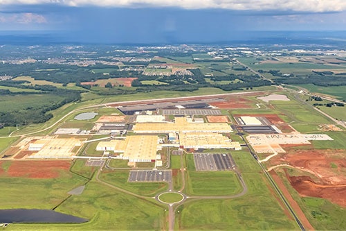 マツダとトヨタが米アラバマ州で稼働させたMTMUSの空撮写真。両社は合わせて約23億ドルを投資した
