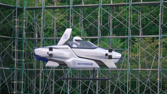 辞めトヨタが創る空飛ぶクルマ もの作りスタートアップの試金石に 日経ビジネス電子版 辞めトヨタが創る空飛ぶクルマ もの作りスタートアップの試金石に 日経ビジネス電子版