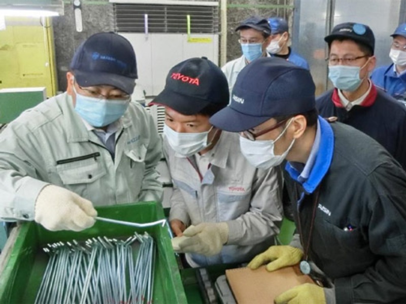 いじめ」批判払拭に4年の腐心 トヨタ、調達先の負担軽減に本腰:日経
