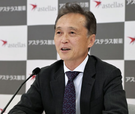 アステラスの安川健司社長CEO。「新しいビジネスモデルを模索する段階は脱した」と話した