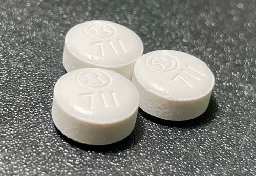 11月22日に厚生労働省が緊急承認した塩野義製薬の新型コロナウイルス感染症治療薬「ゾコーバ錠」