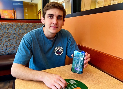 ツイッターで「ElonJet」を始めたジャック・スウィーニーさん(写真=Christopher Spata/Tampa Bay Times/TNS via ZUMA Press Wire/共同通信イメージズ)