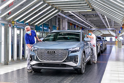 独アウディは6月22日、2026年以降に発売する新型車は全てEVにすると発表した