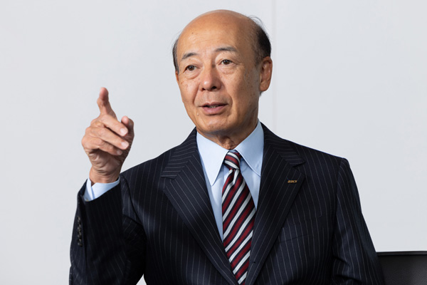 アシックス、責任押し付け合いの低迷期脱出 廣田CEOが講じた組織改革