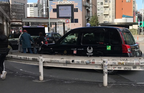 都内のタクシー乗り場。利用客は従来よりも少なくなっている