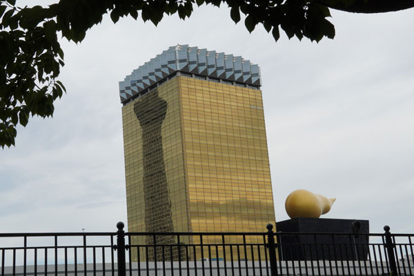 アサヒグループホールディングスが入居する東京・墨田のアサヒグループ本社ビル（写真＝PIXTA）