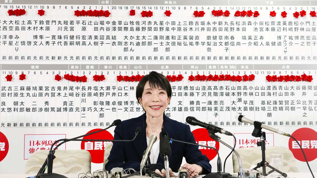 高市旋風、安定政権で「強い経済」推進へ 焦点は防衛費増の財源問題