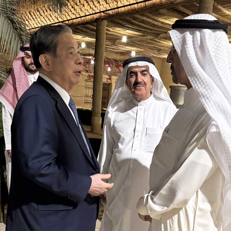 SBI北尾会長「大きなビジネスチャンス」 サウジアラビアに急接近