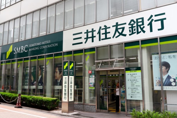 三井住友銀 メガ初の全支店予約制 進む店舗の コンサル拠点化 日経ビジネス電子版 三井住友銀 メガ初の全支店予約制 進む店舗の コンサル拠点化 日経ビジネス電子版