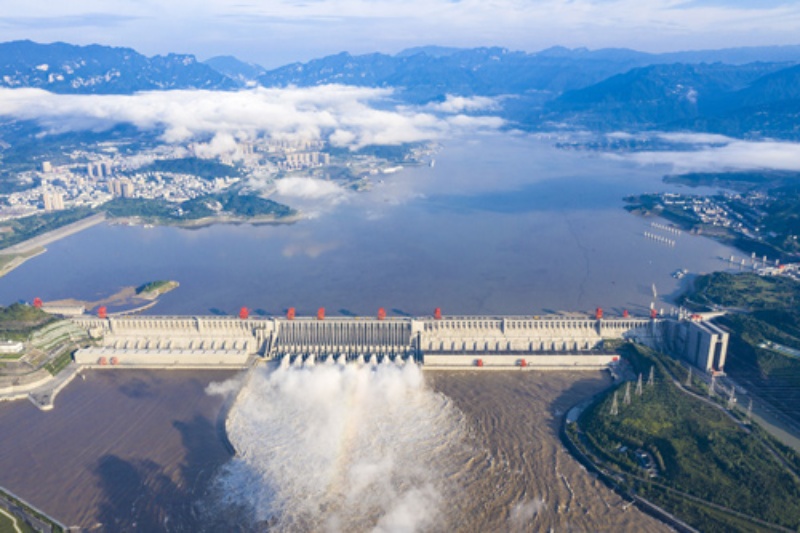 中国 三峡ダムは時限爆弾か 流域を調査した研究者が語る 日経ビジネス電子版 中国 三峡ダムは時限爆弾か 流域を調査した研究者が語る 日経ビジネス電子版