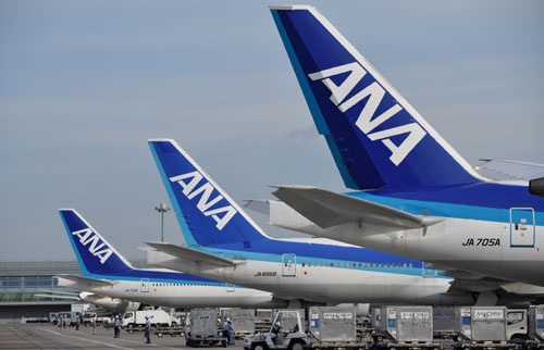 国際線で活用していた米ボーイング製の大型機「777」を中心に退役機数を増やさざるを得なくなった（写真：Aviation Wire/アフロ）