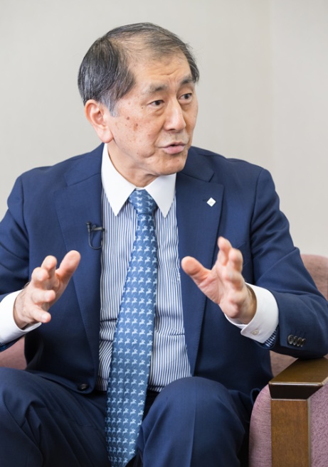 なぜ早稲田大は改革を急ぐ必要があるのか 田中愛治総長に聞く 日経ビジネス電子版