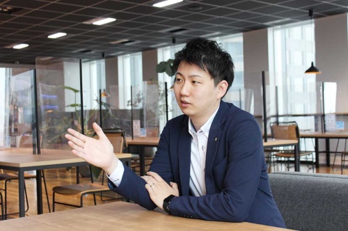 BtoCメーカー事業本部 事業企画室 室長の勝間浩之氏