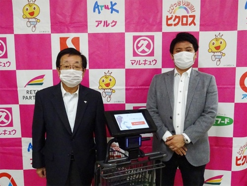 リテールパートナーズの田中康男社長(左)とRetail AIの永田洋幸社長(右)