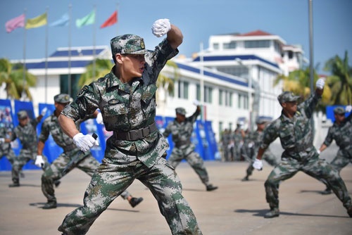 中国民兵の訓練風景（写真：新華社/アフロ）
