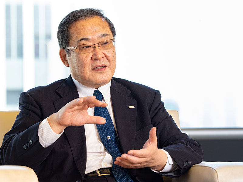 三井住友FG太田社長「もう銀行だけでは成長できない」