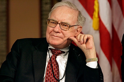 5大商社に出資したウォーレン・バフェット氏率いる米バークシャー・ハザウェイ(写真:Chip Somodevilla / Getty Images)