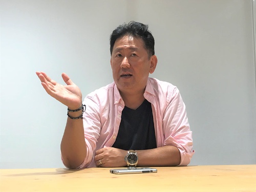 Agoopの柴山和久社長は「郊外から都心へ来ていた人のうち、少なくとも3割が今も移動を控えている」と話す