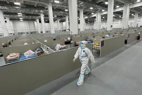 新型コロナウイルス感染者の集中隔離施設が急きょ設けられた（写真：AFP/アフロ）
