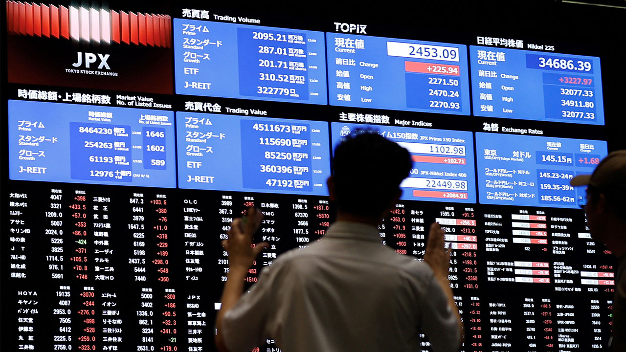 ブラックマンデー超え暴落の原因 日米景気不安、企業経営への影響は：日経ビジネス電子版