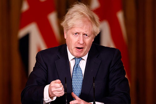 英国のジョンソン首相は、新型コロナウイルスの対応に追われている（写真：代表撮影／ロイター／アフロ）