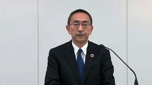 オンライン会見で謝罪するトヨタモビリティ東京の関島誠一社長
