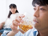 お酒を減らしたいのに減らせない… 医師が教える減酒のコツ
