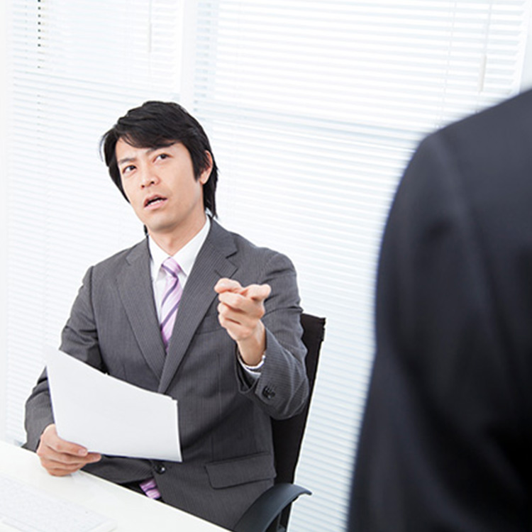 年下の後輩が上司に！　50代社員が心を病まずに生き残る方法