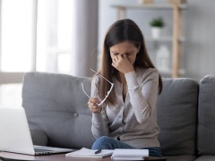 脚がむずむずして眠れない それは病気です 日経ビジネス電子版 脚がむずむずして眠れない それは病気です 日経ビジネス電子版