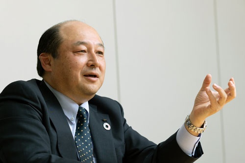 森新社長は入社以来、一貫してプリンター畑を歩んだ(写真:的野弘路)