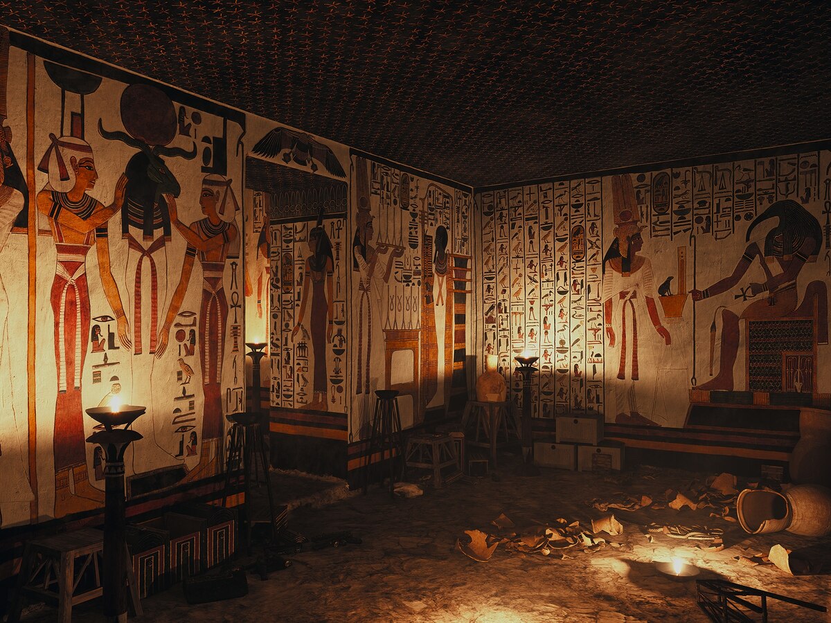 古代エジプト、ラムセス2世王妃の壮大な墓 3300年後へ伝える死生観