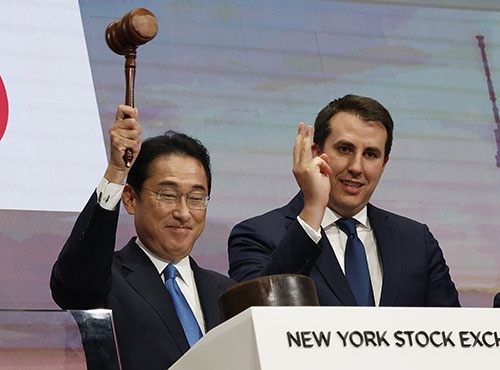 米ニューヨーク証券取引所の講演で日本のコーポレートガバナンスの進化を強調した岸田文雄首相（写真：UPI/アフロ）