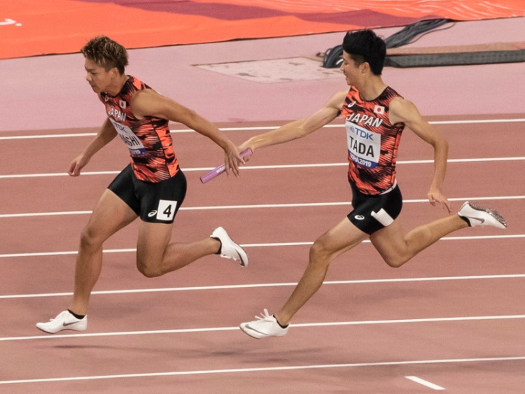 日本代表 リレー侍 のメダル獲得力を支える 予測と準備 日経ビジネス電子版 日本代表 リレー侍 のメダル獲得力を支える 予測と準備 日経ビジネス電子版