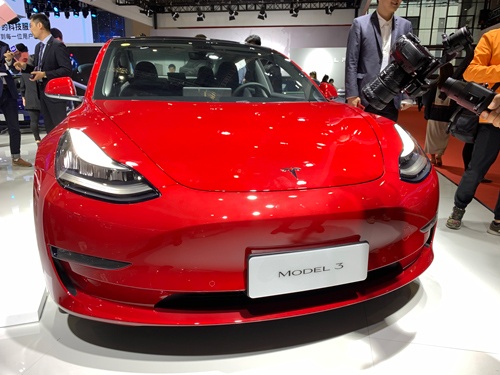 米テスラは上海で電気自動車（EV）を現地生産している（写真は上海製の「モデル3」）